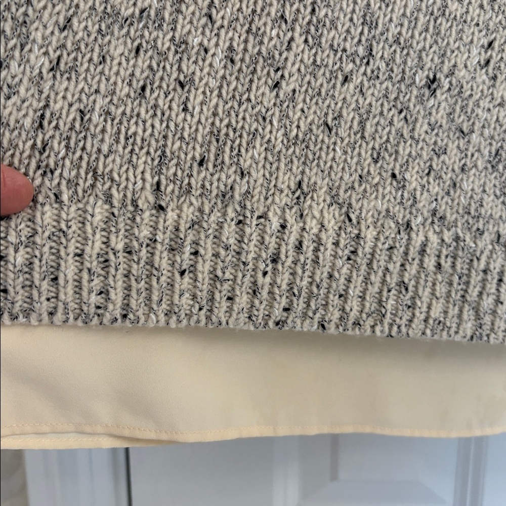 Club Monaco Wool Blend Marled Beige/Gray Knit Sweater with Cream Under Layer - Picture 4 of 11